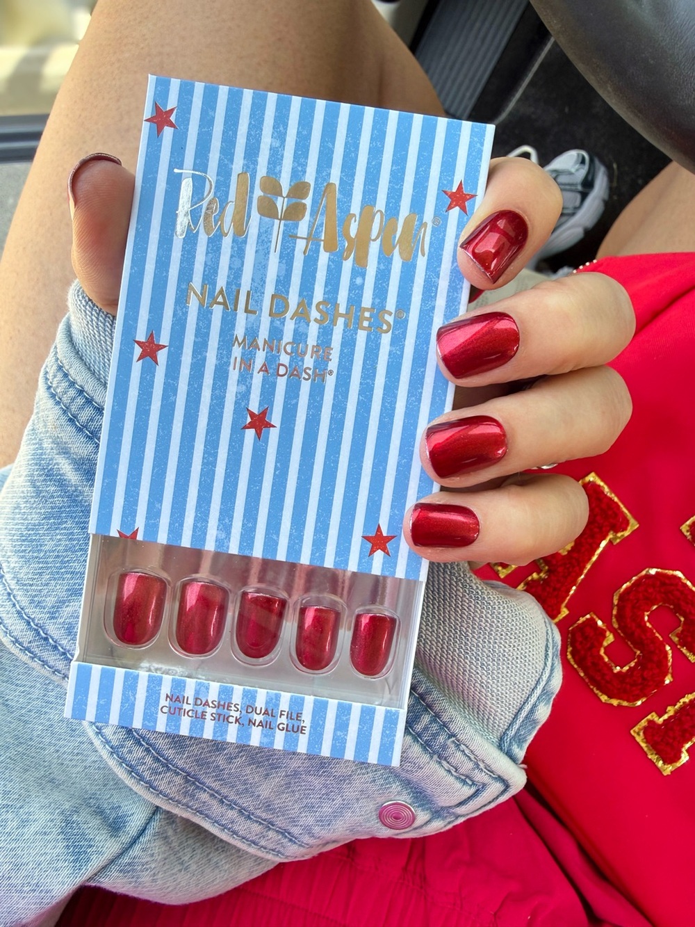 Red Aspen Metallic Red Press-On Nails — Short Square Set